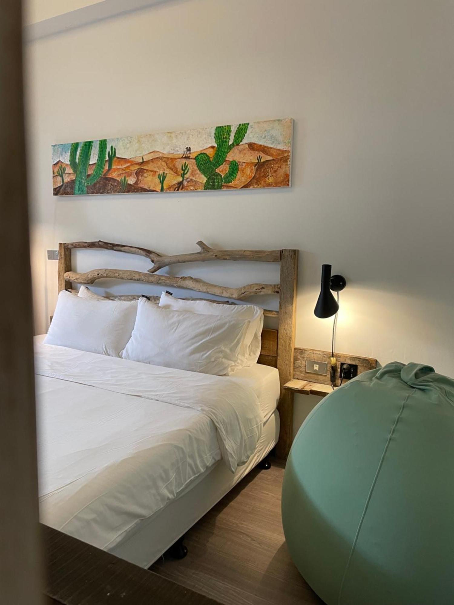 Il Piccolo Polpo Hotel Нануан Екстериор снимка